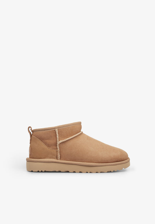 BOTAS CLASSIC ULTRA MINI MUJER