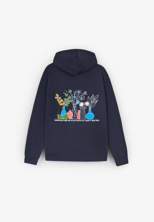 INVITED BRANDS | SUDADERA FLOWERS - Scalpers