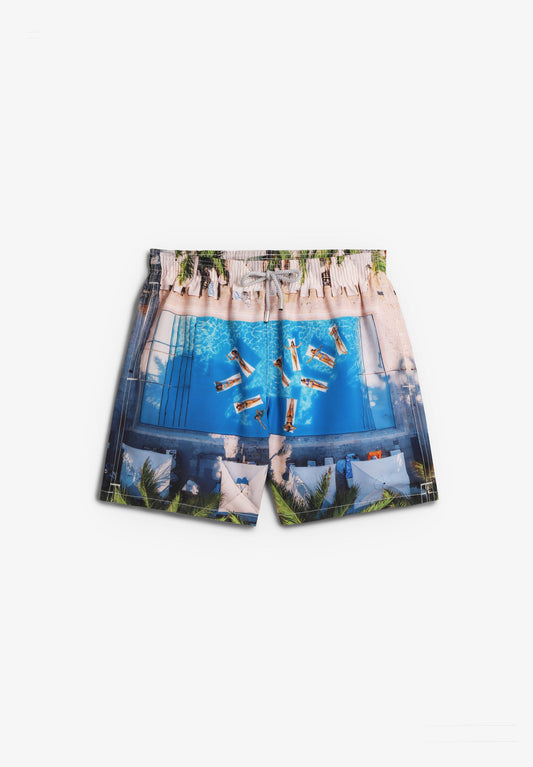 RD POOL LIFESTYLE