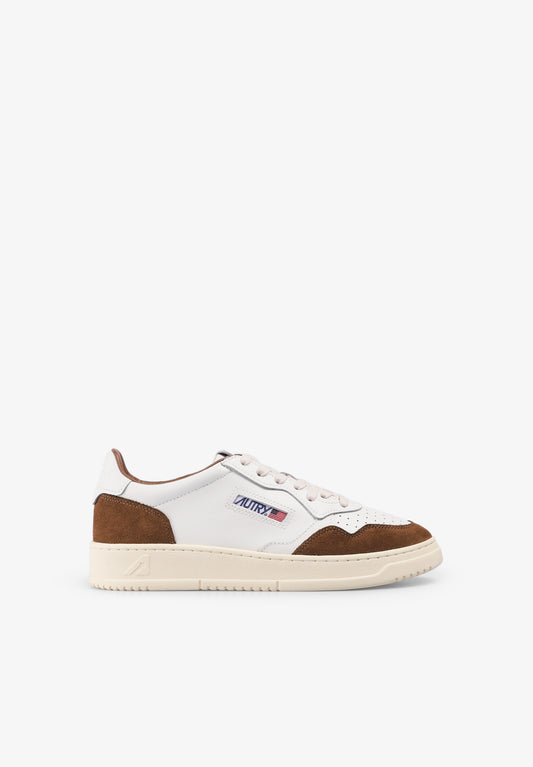 MEDALIST LOW SUEDE
