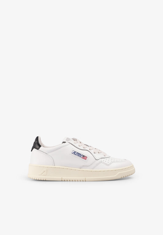 MEDALIST LOW LEATHER