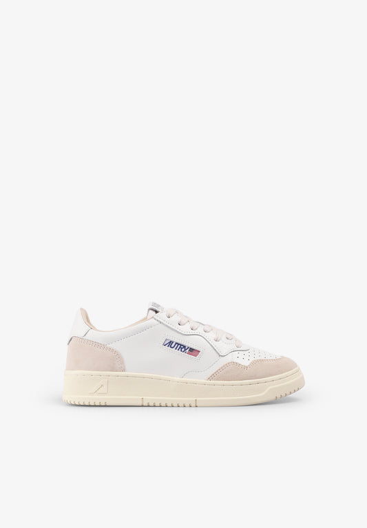 MEDALIST LOW SUEDE