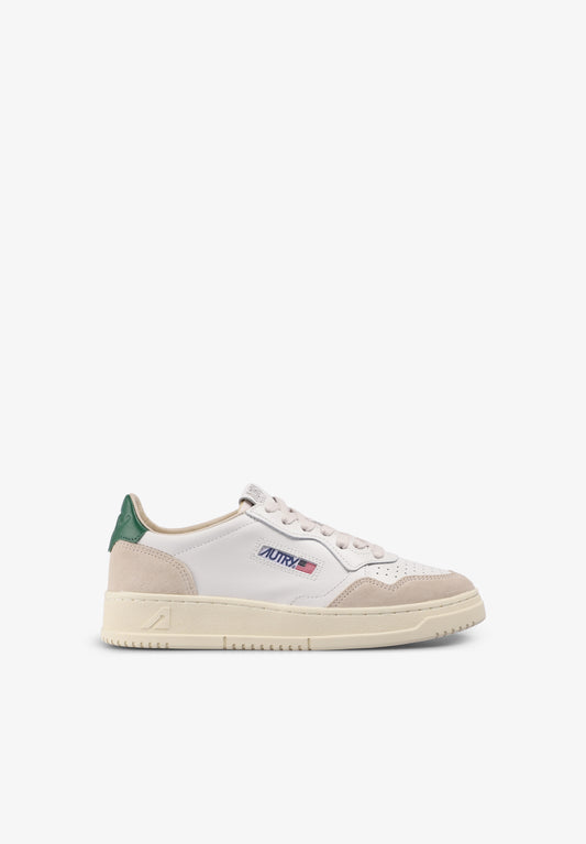 MEDALIST LOW SUEDE