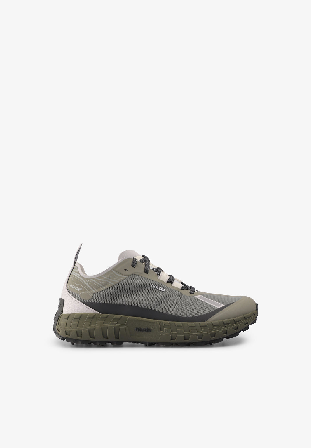 SNEAKERS 001A