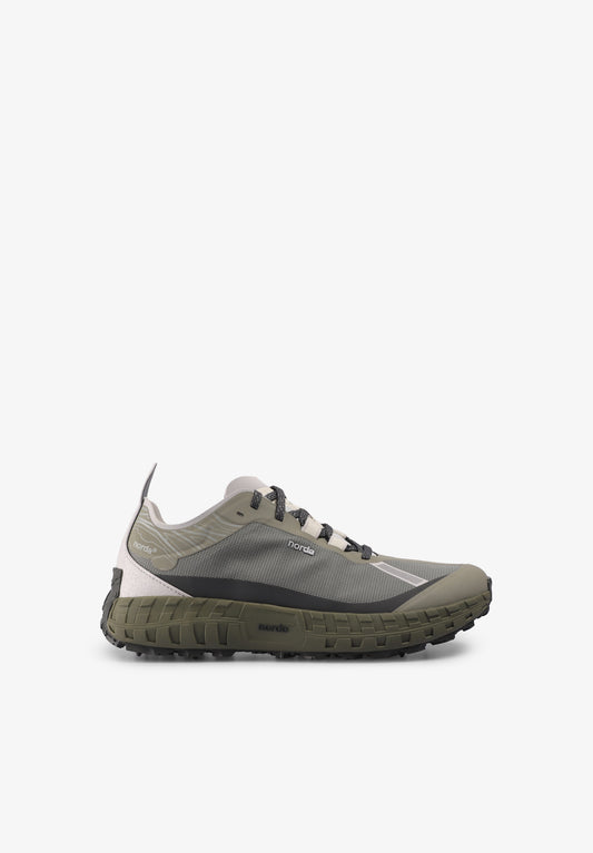 SNEAKERS 001A